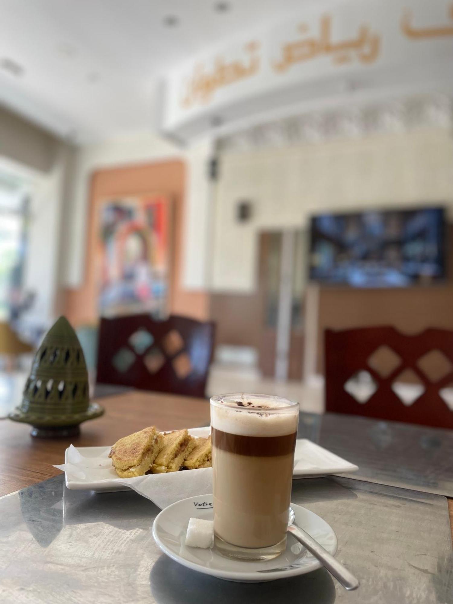 Hotel Ryad Tetouan Aero エクステリア 写真